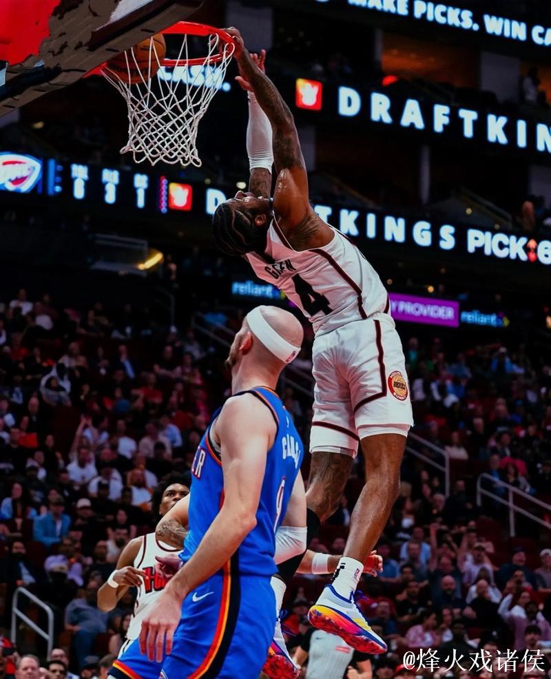 格林隔扣震撼全场助火箭险胜活塞 步行者大胜尼克斯展现实力 格林隔扣震撼全场助火箭险胜活塞 步行者大胜尼克斯展现实力